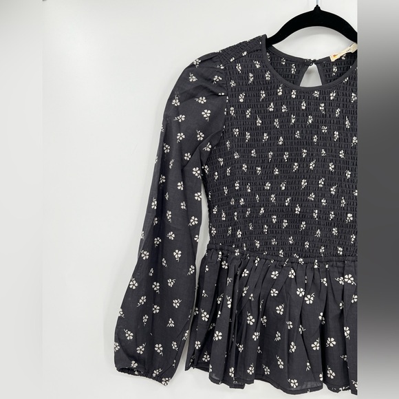 🆕 NWOT Marine Layer Gabrielle Smock Top in Black Modern Ditsy Floral Flower - Picture 8 of 15